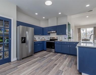 4740 N Crestline Drive - Photo Thumbnail 14