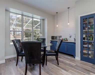 4740 N Crestline Drive - Photo Thumbnail 12