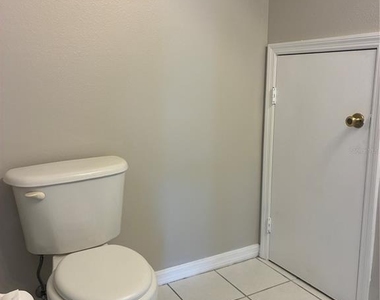 18143 Paradise Point Drive - Photo Thumbnail 15