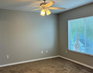 18143 Paradise Point Drive - Photo Thumbnail 29
