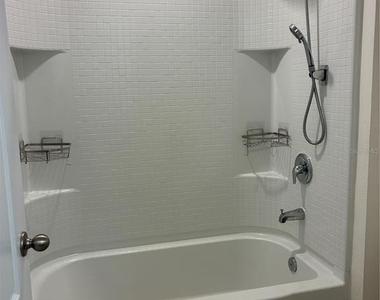 5401 Suncatcher Drive - Photo Thumbnail 23