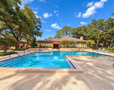 3062 Eastland Boulevard - Photo Thumbnail 18