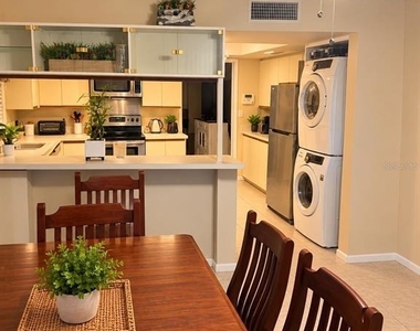 3062 Eastland Boulevard - Photo Thumbnail 14