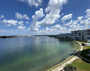 7922 Sailboat Key Boulevard S - Photo Thumbnail 26