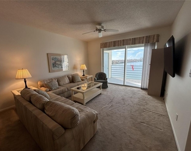 7922 Sailboat Key Boulevard S - Photo Thumbnail 15