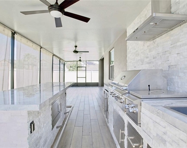 4245 Cypress Glades Lane - Photo Thumbnail 24