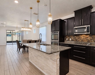 4245 Cypress Glades Lane - Photo Thumbnail 9