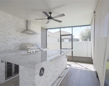 4245 Cypress Glades Lane - Photo Thumbnail 22