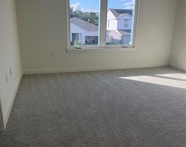 2059 Iorio Street - Photo Thumbnail 21