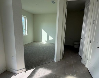 2059 Iorio Street - Photo Thumbnail 7