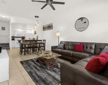 4015 Venetian Bay Drive - Photo Thumbnail 2