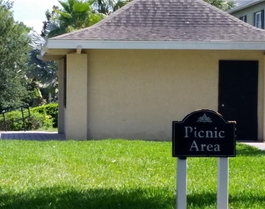 2019 Dixie Belle Drive - Photo Thumbnail 23
