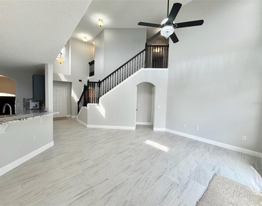 1711 Redfin Way - Photo Thumbnail 7