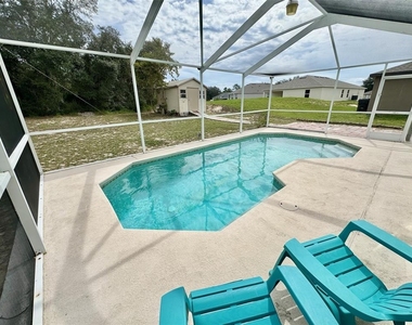 1711 Redfin Way - Photo Thumbnail 1