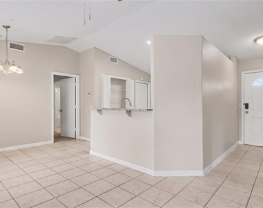 526 Finch Court - Photo Thumbnail 1