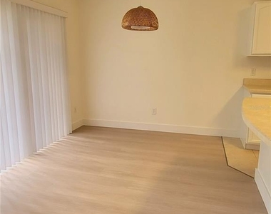 9548 Bacchus Trail - Photo Thumbnail 6