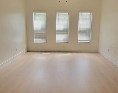 9548 Bacchus Trail - Photo Thumbnail 5