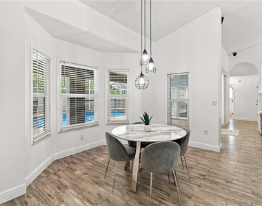 5232 Hammock Circle - Photo Thumbnail 21