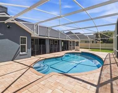5232 Hammock Circle - Photo Thumbnail 43
