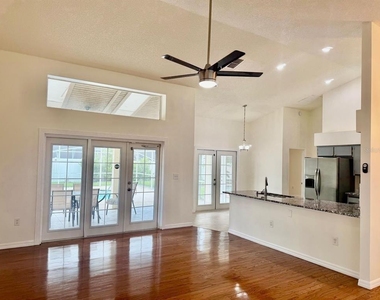 5624 Mandarin Court - Photo Thumbnail 4