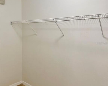 5624 Mandarin Court - Photo Thumbnail 14