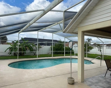 5624 Mandarin Court - Photo Thumbnail 32