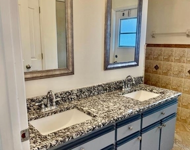 5624 Mandarin Court - Photo Thumbnail 23