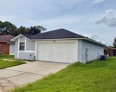 1109 Dartford Drive - Photo Thumbnail 3