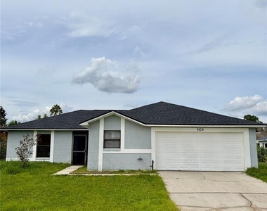 1109 Dartford Drive - Photo Thumbnail 2