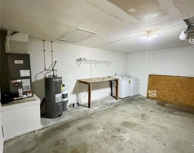 1109 Dartford Drive - Photo Thumbnail 22
