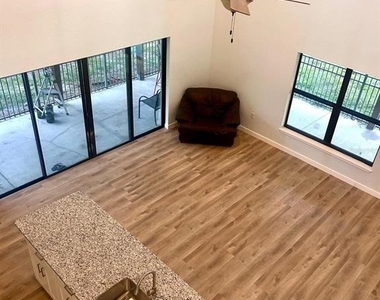 40200 Swift Road - Photo Thumbnail 5