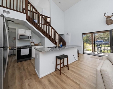 40200 Swift Road - Photo Thumbnail 2
