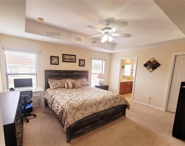 424 Cinnamon Drive - Photo Thumbnail 17