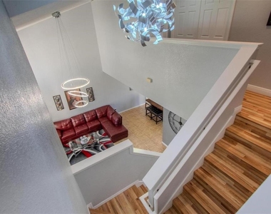 424 Cinnamon Drive - Photo Thumbnail 15