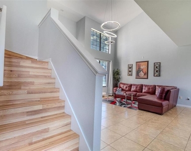 424 Cinnamon Drive - Photo Thumbnail 14