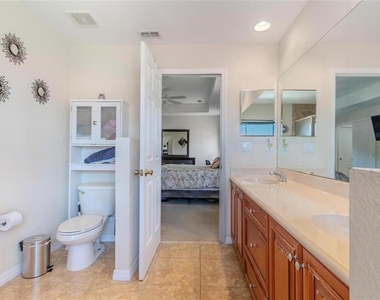 424 Cinnamon Drive - Photo Thumbnail 19