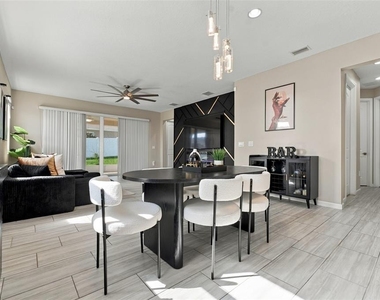 591 Lake Smart Boulevard - Photo Thumbnail 18