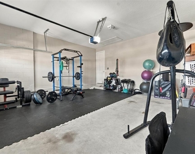 591 Lake Smart Boulevard - Photo Thumbnail 29