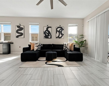 591 Lake Smart Boulevard - Photo Thumbnail 14