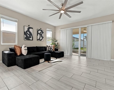 591 Lake Smart Boulevard - Photo Thumbnail 13