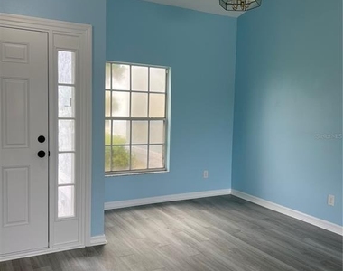 423 Eagle Ridge Drive - Photo Thumbnail 1