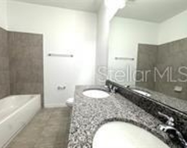 1238 Normandy Drive - Photo Thumbnail 11