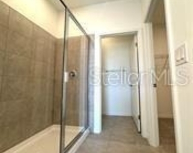 1238 Normandy Drive - Photo Thumbnail 7