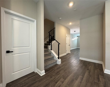 16308 Hamlin Hills Road - Photo Thumbnail 6