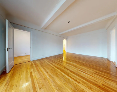 1 Christopher Street - Photo Thumbnail 4