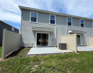 6609 Sw 81st Loop - Photo Thumbnail 2