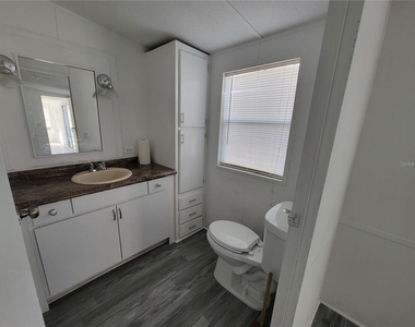 10386 Se 52nd Court - Photo Thumbnail 5