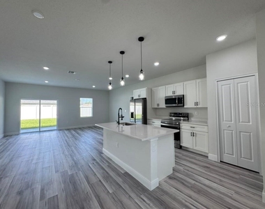 16884 Sw 39th Circle - Photo Thumbnail 6