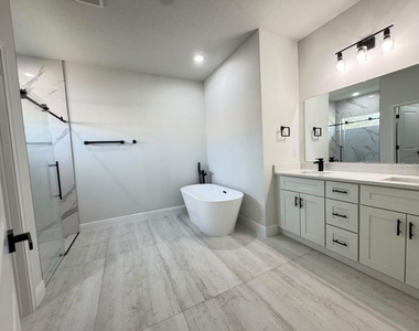 16884 Sw 39th Circle - Photo Thumbnail 15