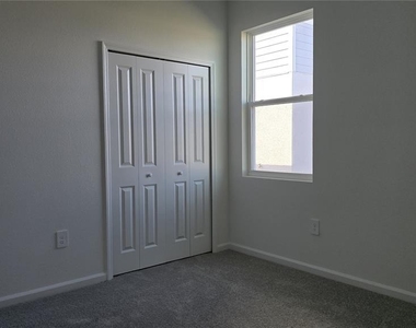 4822 Katrina Drive - Photo Thumbnail 12